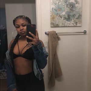 Meet your Posher, Noela